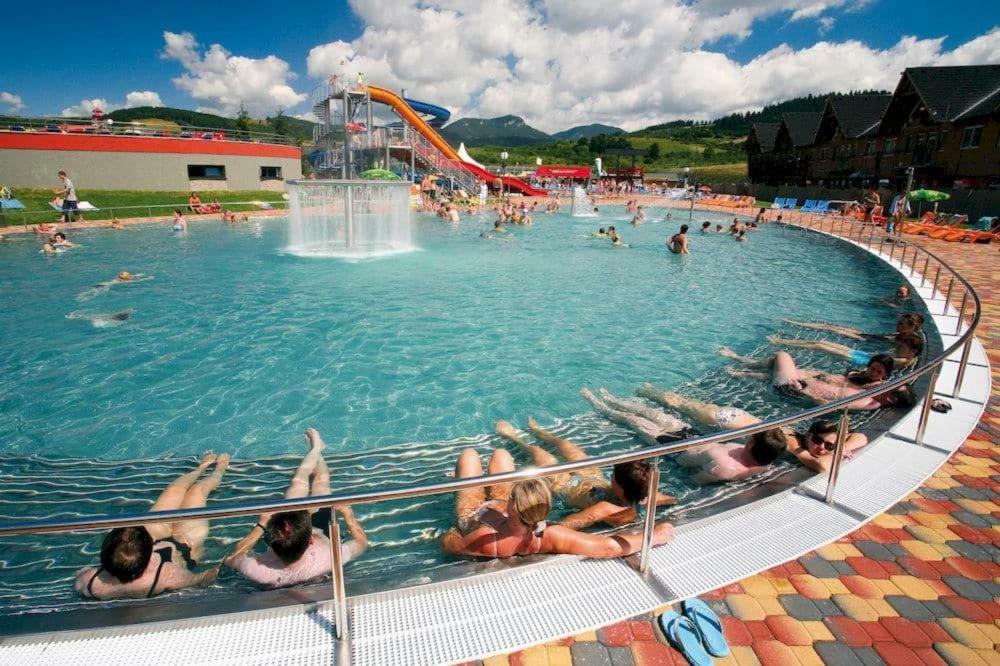 Apartman Nellinka Bešeňová エクステリア 写真